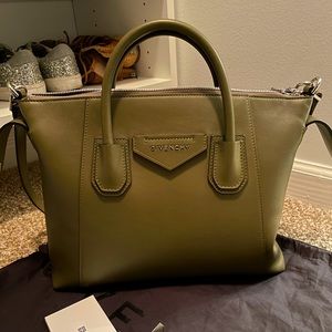 Givenchy Antigona Soft Small